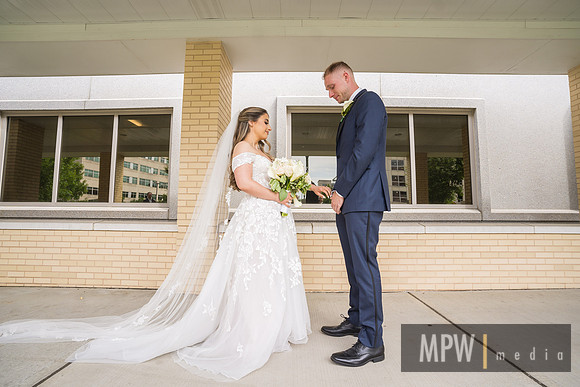 MPW02282