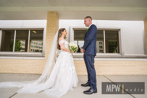 MPW02279