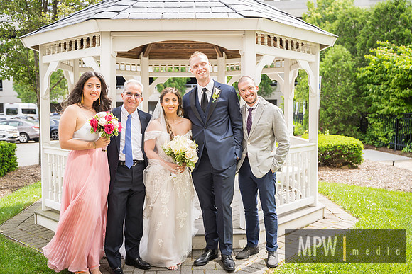 MPW02458