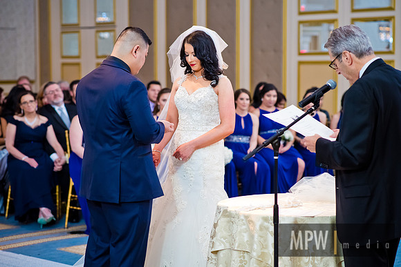 RON- J+J ceremony-201