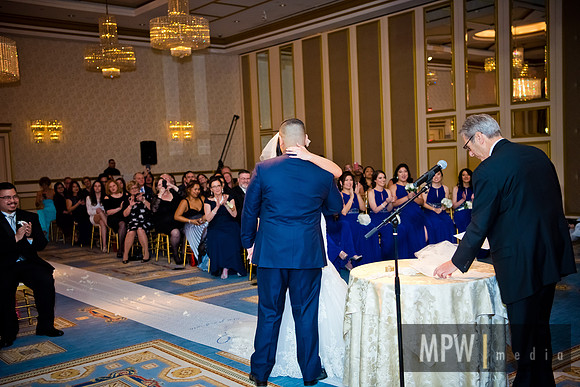 RON- J+J ceremony-243