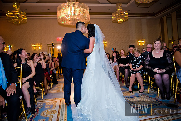 RON- J+J ceremony-255