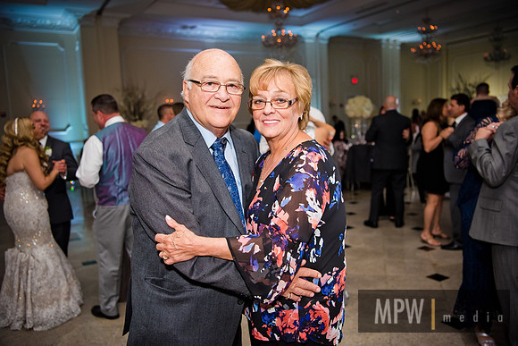 RON- M+G reception-365