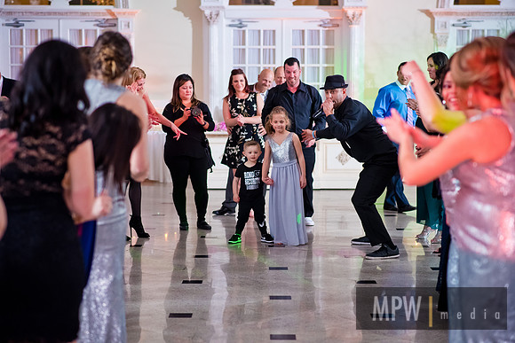 RON- M+G reception-505