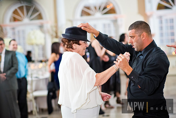 RON- M+G reception-530